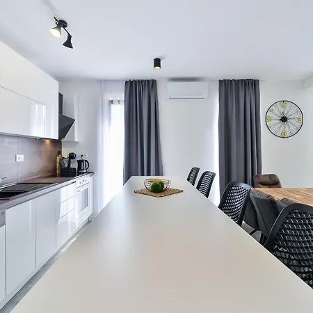 Jean-marie זאטון